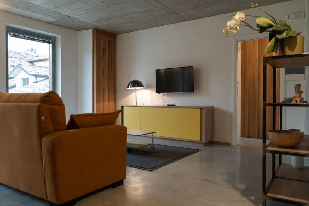 Апартаменты Centro Storico Recinto Dei Nobili 4-Private Parking Асти Экстерьер фото