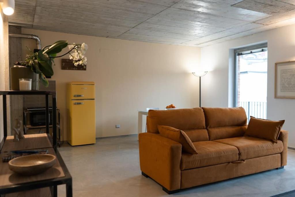 Апартаменты Centro Storico Recinto Dei Nobili 4-Private Parking Асти Экстерьер фото