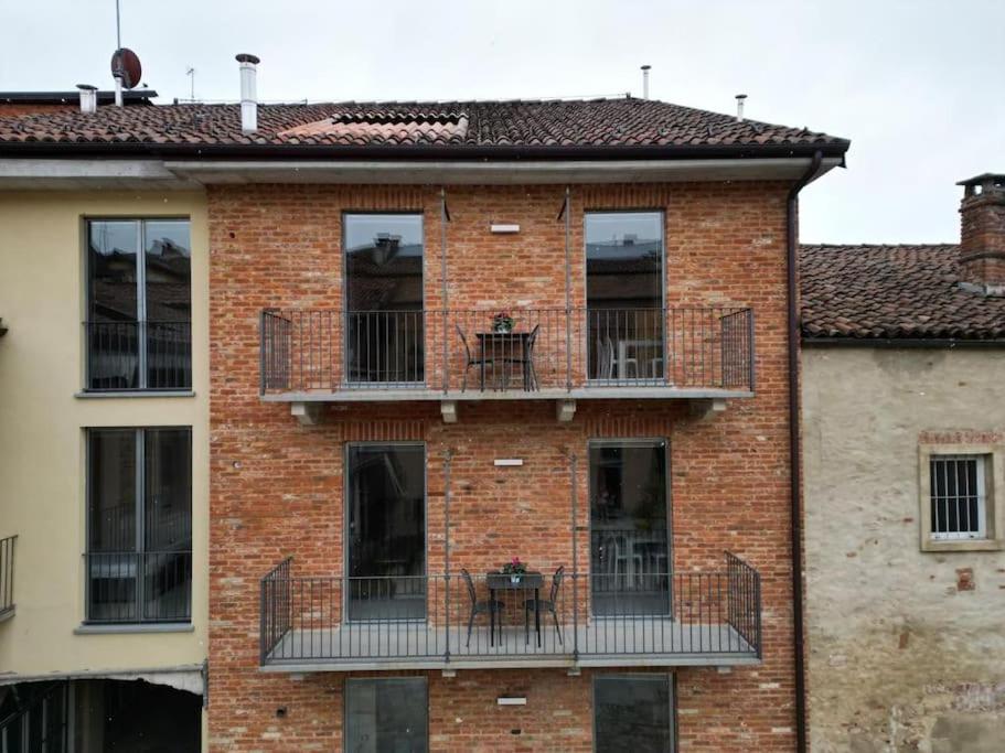 Апартаменты Centro Storico Recinto Dei Nobili 4-Private Parking Асти Экстерьер фото